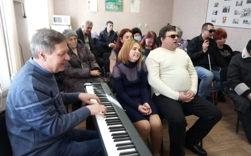 Шахтинская организация Всероссийского общества слепых провела концерт