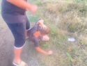 Самосуд устроили подростки в Шахтах над сверстниками, которые выпили водку с могилы участника СВО
