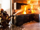 От разведенного шахтинцем огня сгорела летняя кухня соседа