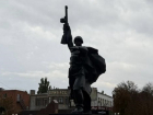 Проводится реставрация памятника Солдату в Шахтах