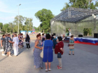 «Пока танцуем, мы непобедимы»: в Александровском парке открылась танцевальная площадка