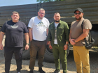 Питьевую воду и оборудования для тренажерного зала доставили в зону СВО шахтинцы 