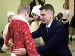 Сити-менеджер Андрей Ковалев исполнил новогоднюю мечту маленького Никиты