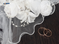 В ЗАГСах запретили смеяться