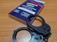 Шахтинец обокрал квартиру своего родственника на 100 тысяч рублей