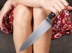 Женщина в поселке Красина зарезала сожителя