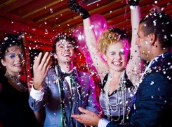 Топ-5 лайфхаков, как провести новогодний корпоратив с пользой и не проснуться «звездой ютьюба»