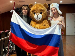 Шахтинцы Владимир Ранов и Алиса Славянская стали победителями Кубка Мира по акросвингу