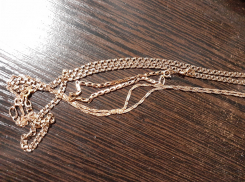 Отдай золото: раскрыт уличный грабеж