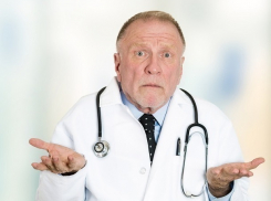 В Шахтах за взятку осужден 68-летний врач, который утверждает что его оговорили