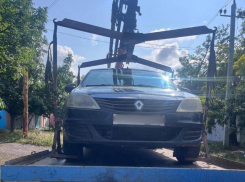 Шахтинцы не дали пьяному мужчине колесить по улицам города 