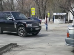 Сложный перекрёсток существует в посёлке Майский в Шахтах