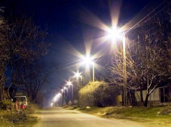 После обращения шахтинки к Президенту РФ власти области пообещали отремонтировать освещение на улице Свердлова