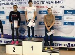 Весь пьедестал почета заняли пловцы из Шахта на чемпионате ЮФО