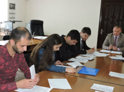 Шахтинская администрация провела совещание с руководителями общественных объединений