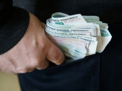 В краже более 270 тысячи рублей обвиняют председателя ТСЖ в Шахтах