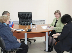 Глава города пообещала решить проблему затопленных подвалов на улице Ворошилова в Шахтах