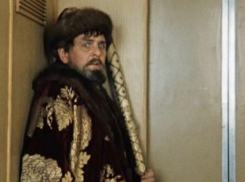 В Шахтах чиновники застряли в лифте, инспектируя после ремонта дом на Хабарова 