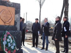 Мемориалы в Шахтах ко Дню Победы приведут в порядок