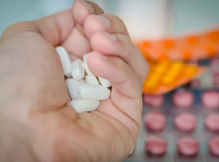 30 таблеток сильнодействующих веществ продала 23-летняя жительница Шахт