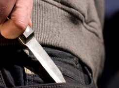 Нож стал последним аргументом в споре 57-летнего мужчины со своим знакомым под Шахтами