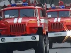 В Шахтах на улице 1 Квартал горел двухэтажный жилой дом
