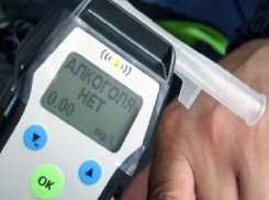 Пять массовых проверок водителей пройдут в сентябре в Шахтах