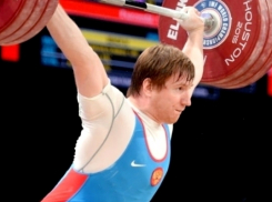Шахтинец Алексей Косов «рванул» штангу весом 181 килограмм на чемпионате мира в США