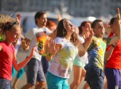 Спортивным флешмобом и соревнованиями отметят в Шахтах День физкультурника