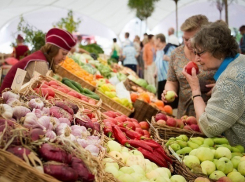 Продукты к Пасхе шахтинцы смогут купить у производителей