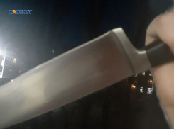 Почти по Блоку: ночь, улица, фонарь и злоумышленник с мобильным и ножом 