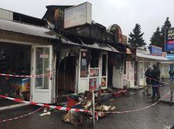Закусочная «У Шабана» сгорела из-за соседской фритюрницы