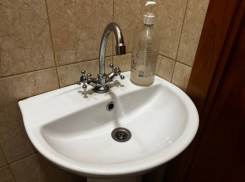 Несколько улиц в Шахтах оставили без водоснабжения практически на сутки