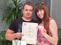 Тысячным новорожденным в Шахтах в этом году стала девочка