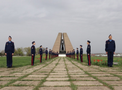 Мемориал жертвам фашизма в поселке Красина хранит память о 3,5 тысячах заживо погребенных