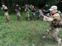 Рядом с Шахтами украинские разведчики «обнаружили» базу боевиков