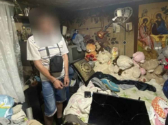 Шахтинец проник в дом пенсионерки и обокрал ее