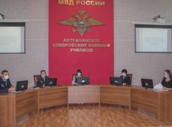 В полицейские пойду, пусть меня научат: в Шахтах ищут желающих учиться в Астраханском училище