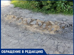 Каменку испортили бороздящие по Ново-Азовке в Шахтах большегрузы
