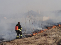 Три дня в Шахтах сохраняется повышенная пожароопасность