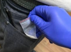 43-летнего мужчину задержали за наркоторговлю в Шахтах