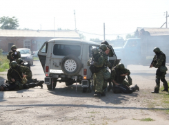 В Шахтинской колонии обезвредили зеков, «захвативших» в заложники женщин-врачей
