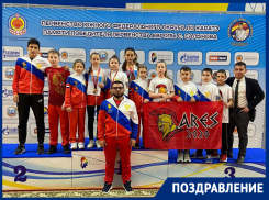 9 медалей привезли из Калмыкии в Шахты спортсмены клуба каратэ «Арес»