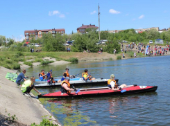 Впервые в Шахтах проведен фестиваль гребли на туристических байдарках