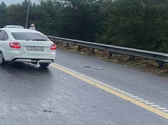 На трассе М-4 «Дон» под Шахтами заменят отбойники