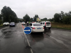 На минувших выходных в пьяной езде сотрудники ГИБДД заподозрили троих водителей