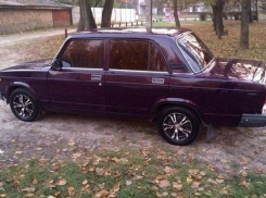 Шахтинец на фиолетовой «семерке» без бампера сбил девочку на пешеходном переходе и скрылся 