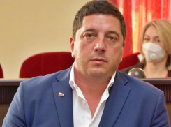 Депутата гордумы Шахт Вадима Литвинова экстренно госпитализировали в Москве