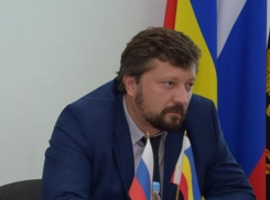 Председатель шахтинского комитета по градостроительству Роман Гусев снял с себя полномочия