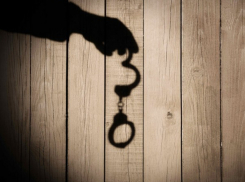 Молодые люди решили покататься: разбили стекло и укатили ночью на старенькой «Оке»